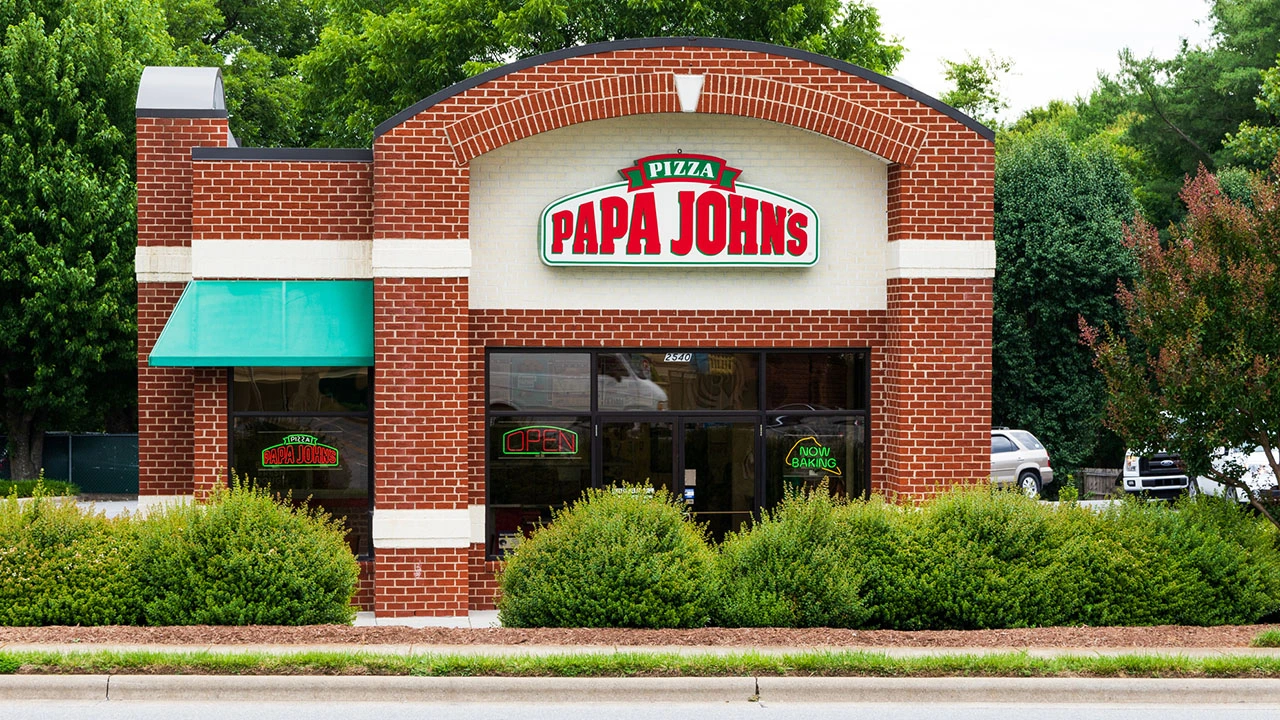 Papa John’s Balances Tradition and Digital Innovation to Stay Competitive